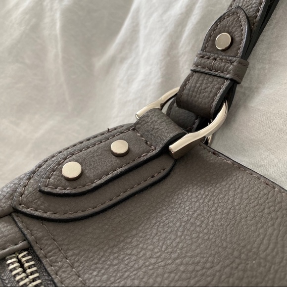 Grey Buckle Handbag | Rosanna - Picture 9 of 9